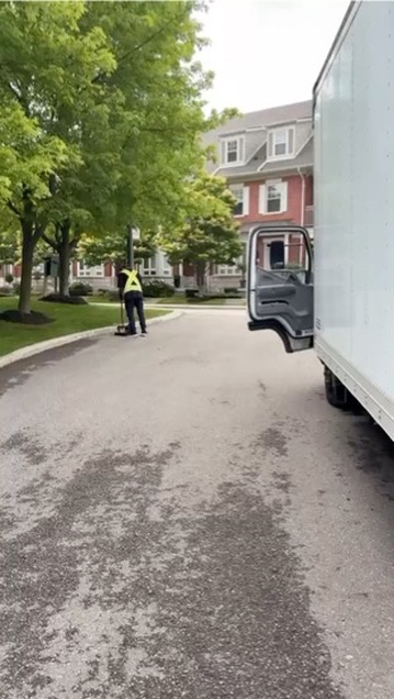 Parking Lot Pressure Washing